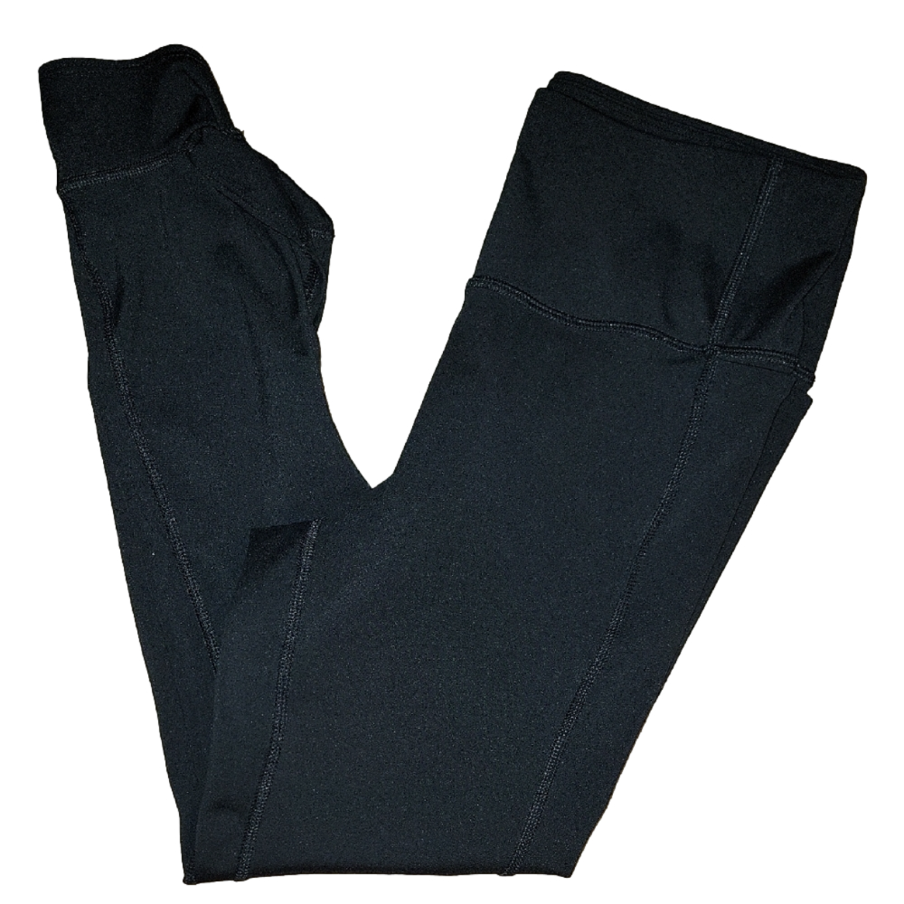 Under Armour Black Tapered Motion Twist Leggings Size Medium EUC